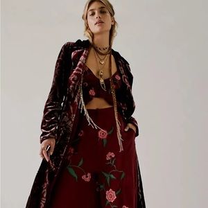 FP x Anna Sui Poppy Embroidered Set Size 6